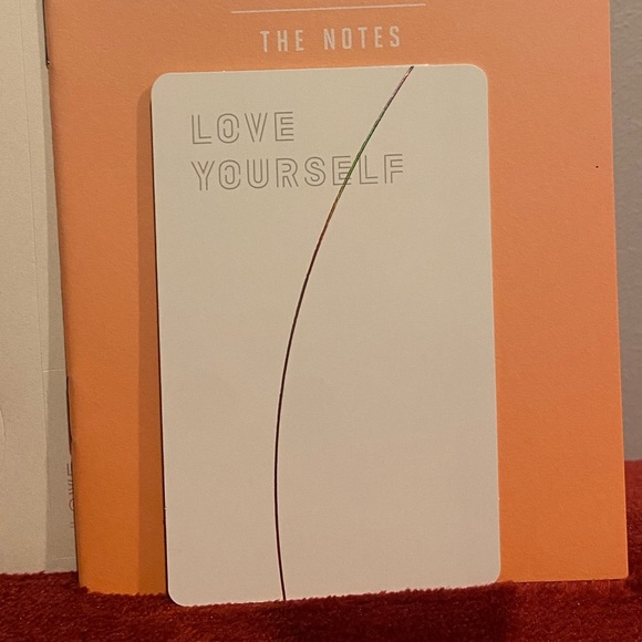 BTS Love Yourself Album with Photocard - Picture 4 of 5
